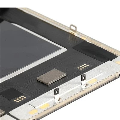Tani LCD iPhone 15 Pro